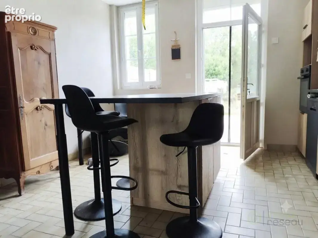 Maison 3 pièces 105 m² à vendre à Saint-Julien-Des-Landes (85150) - photo 3