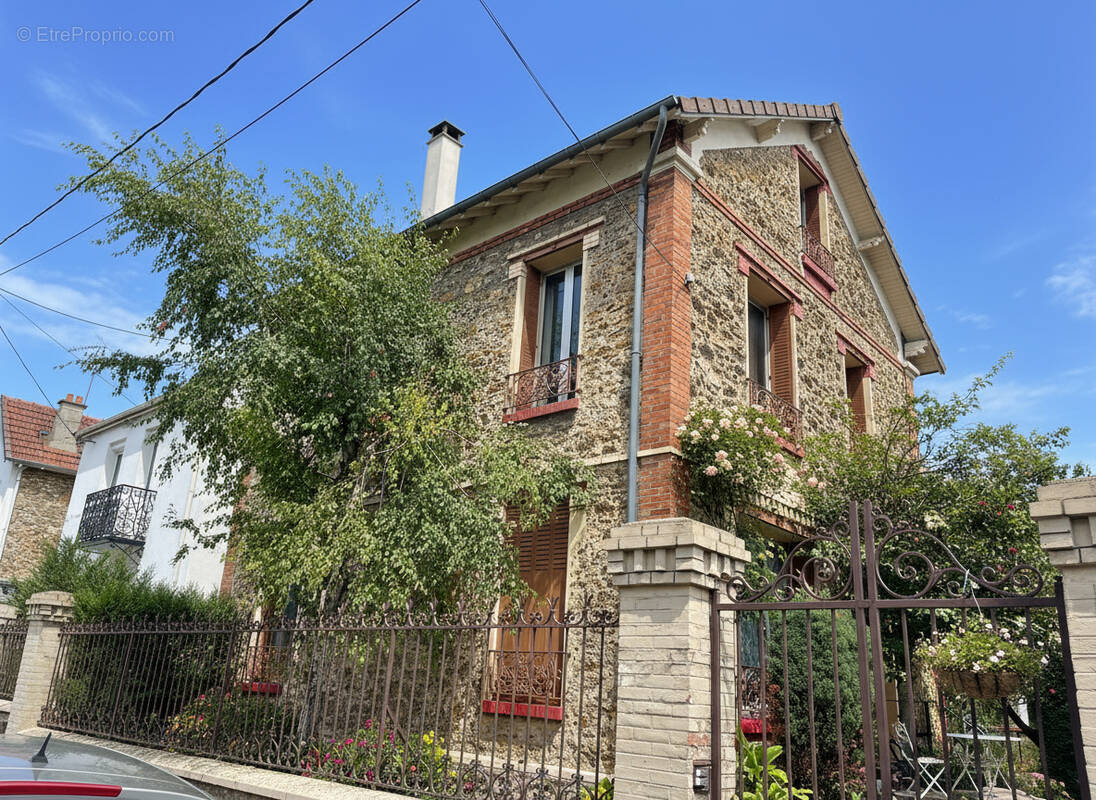 Maison à VILLENEUVE-SAINT-GEORGES