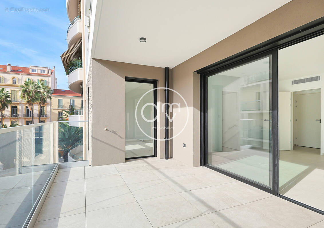 Appartement à HYERES