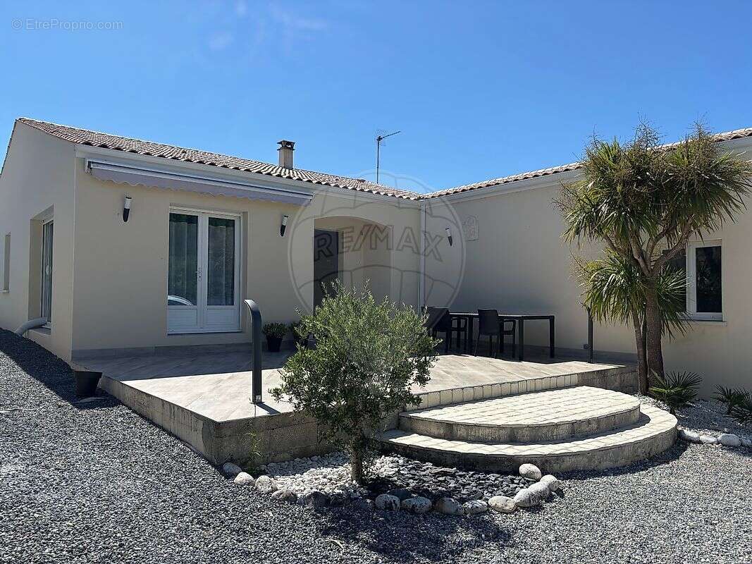 Maison à SAINT-SULPICE-DE-ROYAN