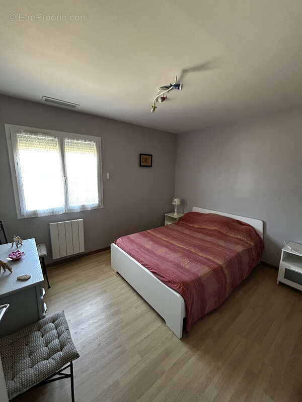 Labruguiere -très belle villa de plain pied avec garage et jardin - photo 8