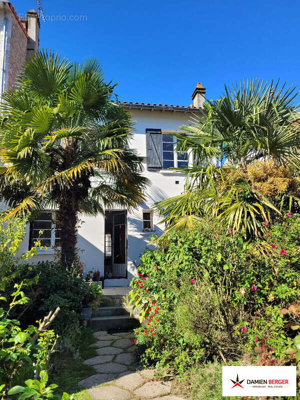 Maison à LA ROCHELLE