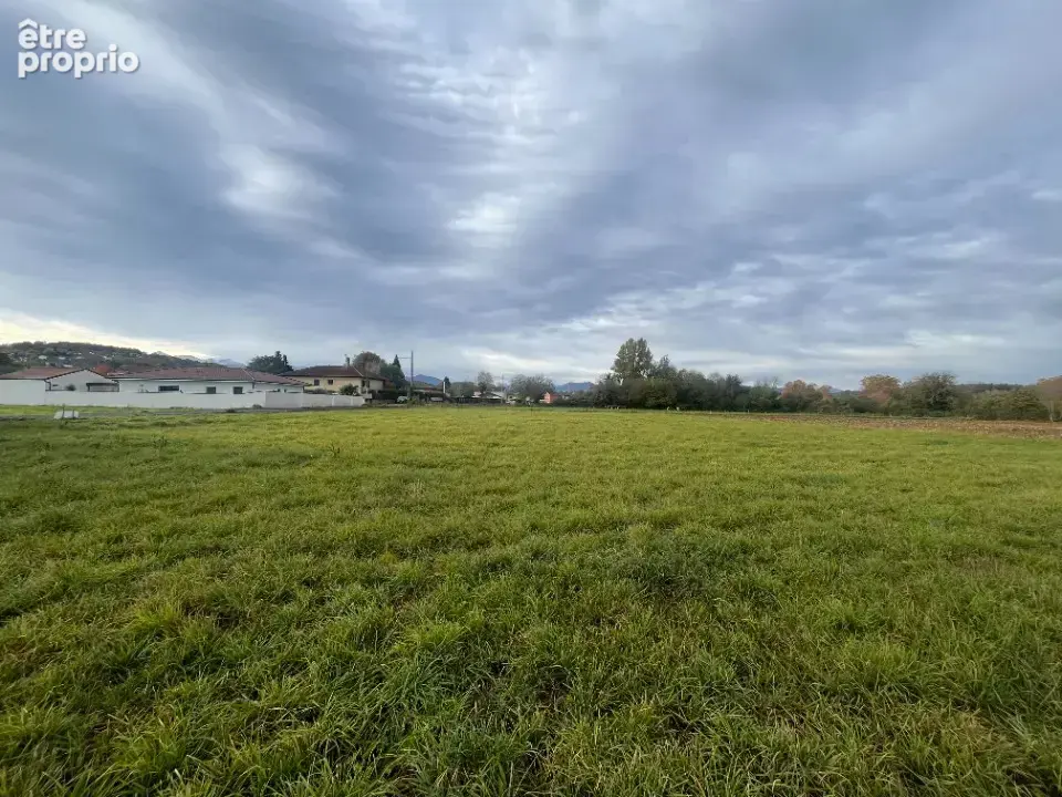 Terrain à JUILLAN
