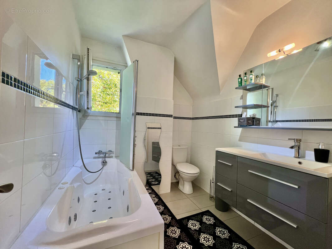 Maison à MARCOUSSIS