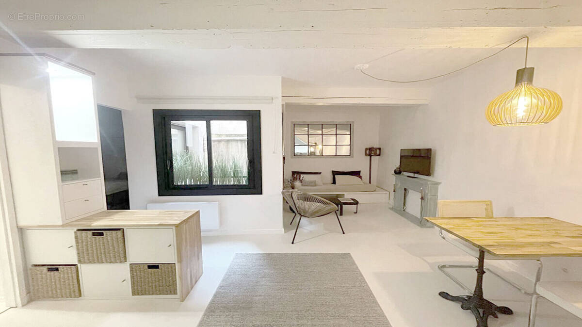 Appartement à AIX-EN-PROVENCE