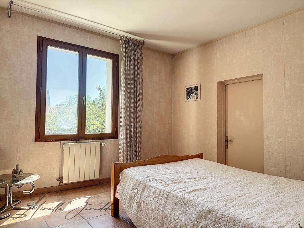 Maison à SAINT-REMY-DE-PROVENCE