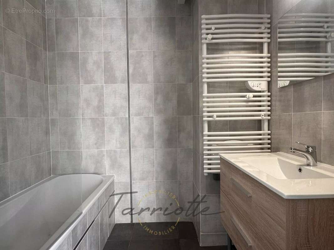 Appartement à MONTELIMAR