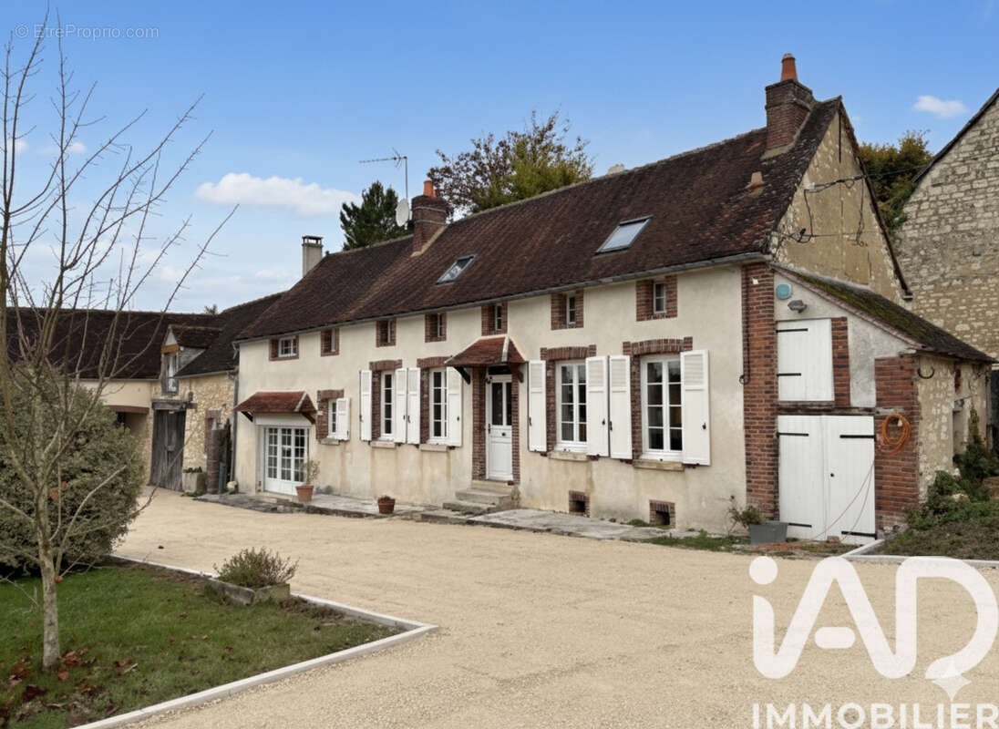 Photo 2 - Maison à VENIZY