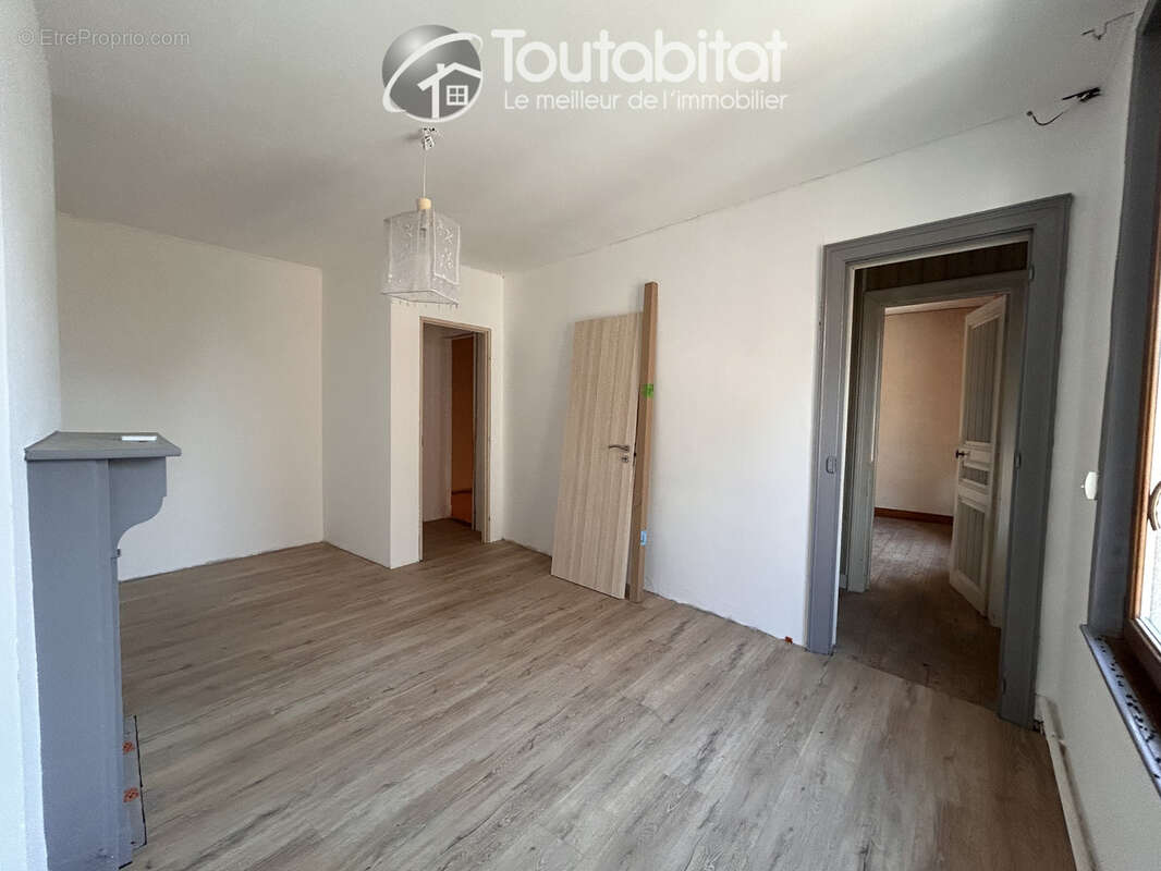 Maison 137 m² à Seraincourt  - photo 16