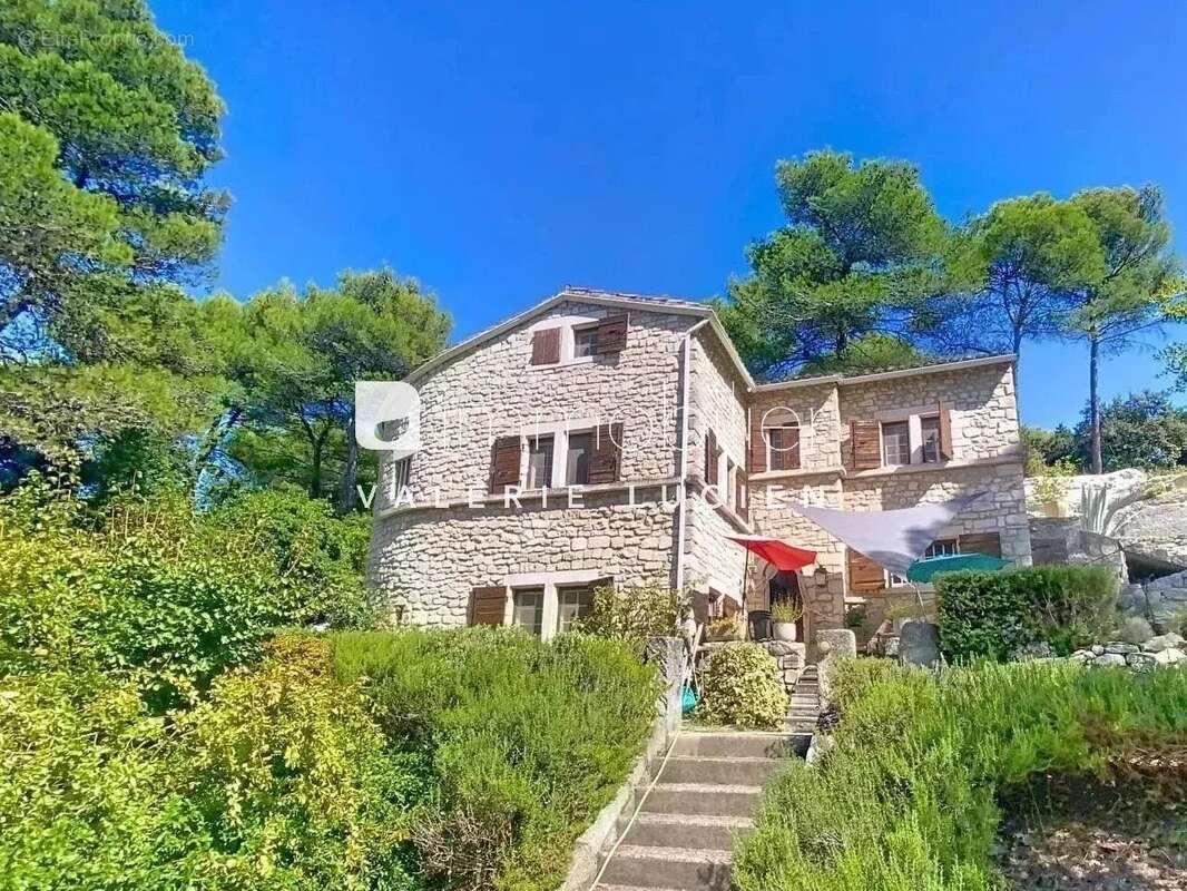 Maison à SAINT-REMY-DE-PROVENCE