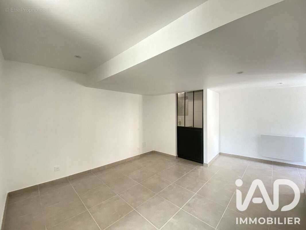 Photo 7 - Appartement à EYGUIERES
