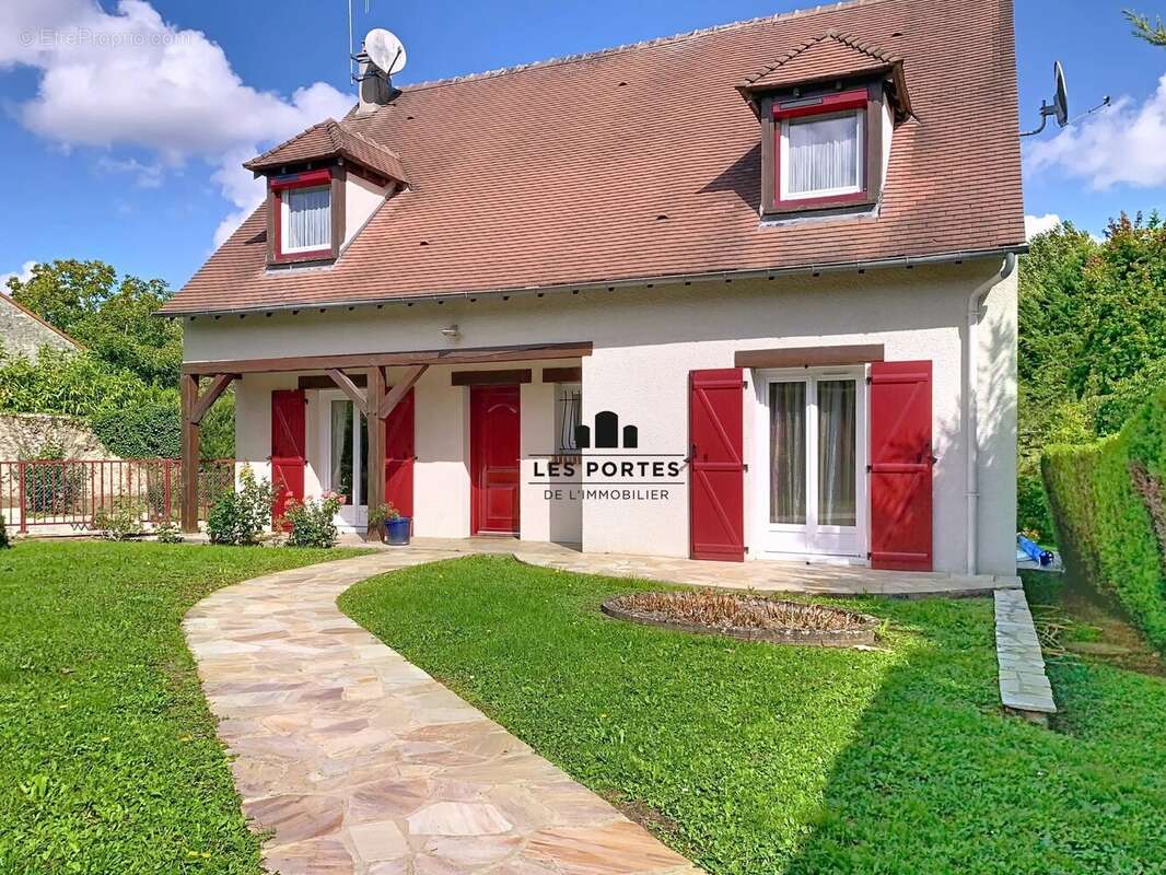 Maison à PRUNAY-SUR-ESSONNE