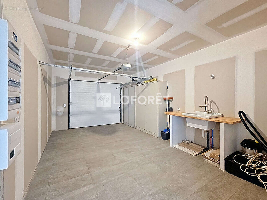 Maison à SAINT-CYPRIEN