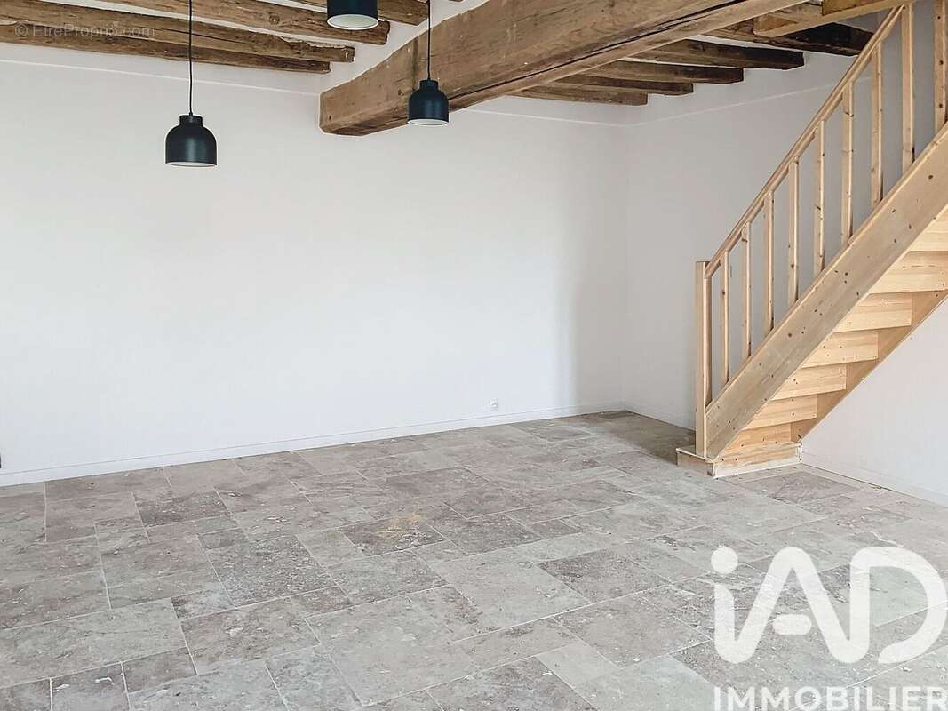 Photo 8 - Maison à HOUDAN