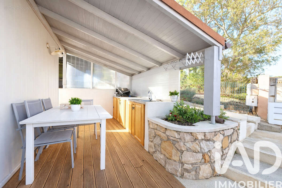 Photo 4 - Maison à ROQUEBRUNE-SUR-ARGENS