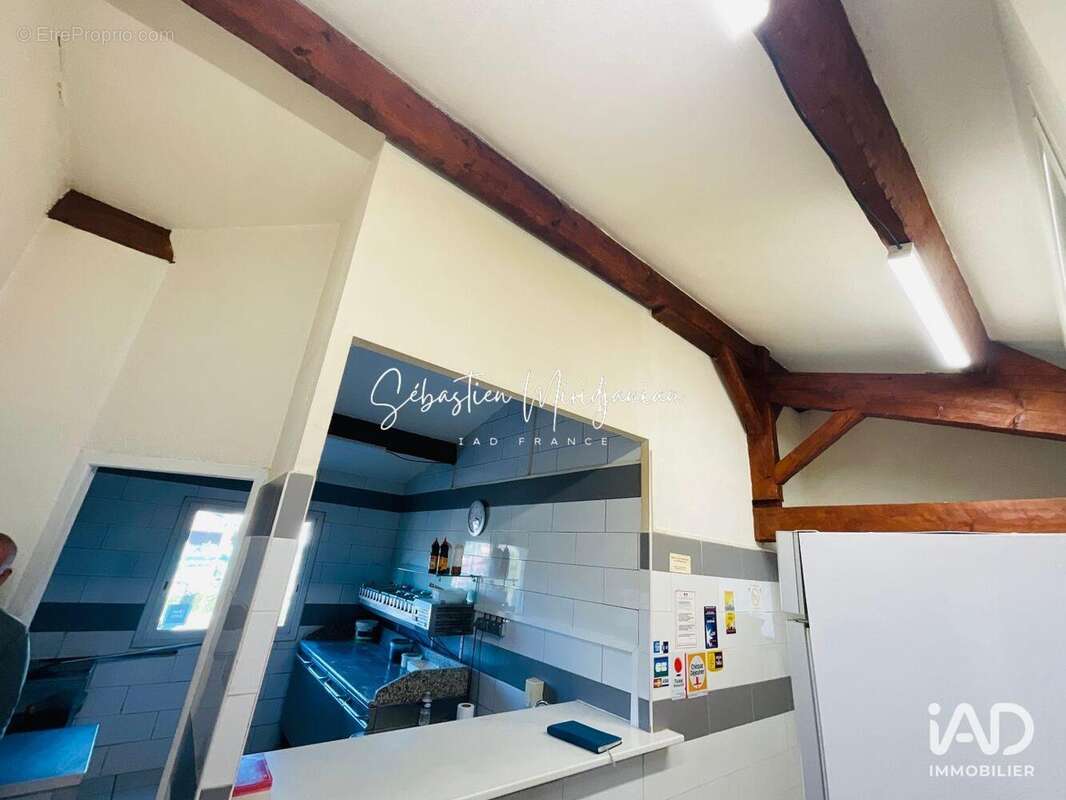 Photo 6 - Commerce à SANARY-SUR-MER