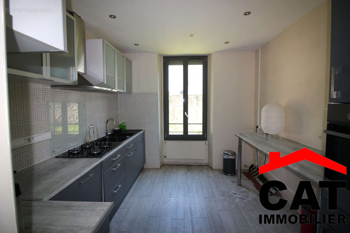 Maison à CHAMPAGNE-SUR-SEINE