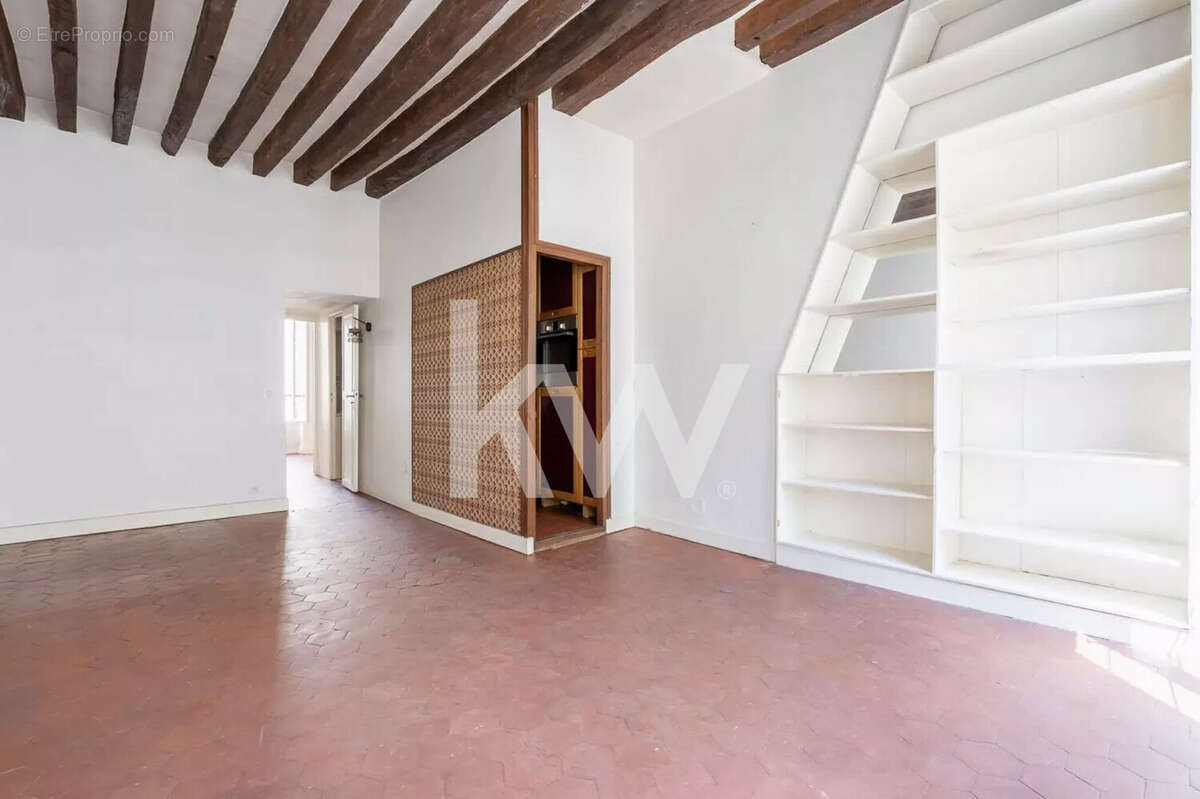 Appartement à PARIS-4E