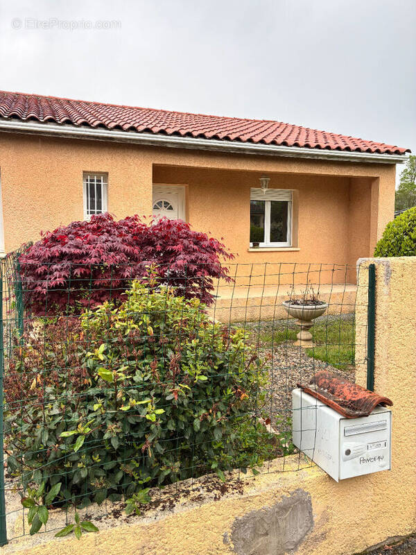 Maison à CAPDENAC-GARE