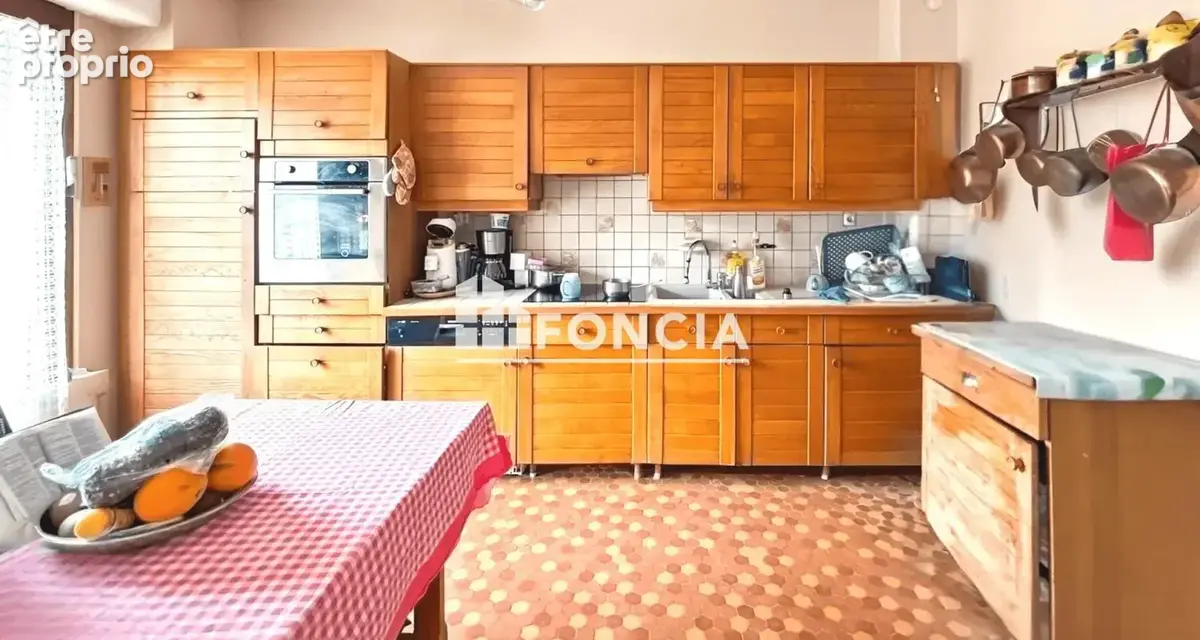 Noiseau – Maison familiale, 3 chambres, véranda et jardin de 450 m² – 363 500 € - photo 9