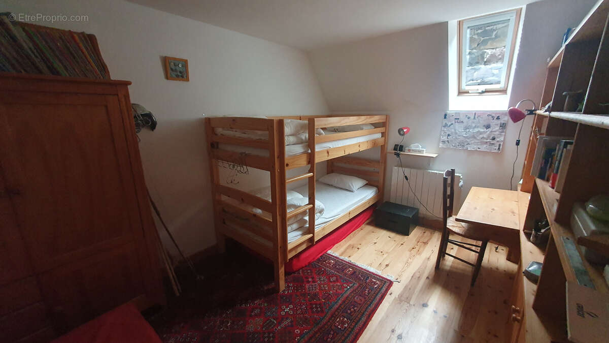 Maison à ALBEPIERRE-BREDONS