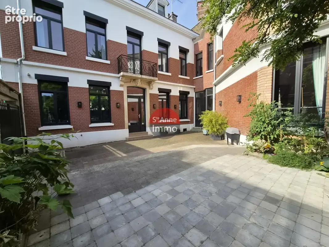 Amiens sainte anne - 2 min de la gare - maison de maitre entierrement renove 160 m2 - photo 2