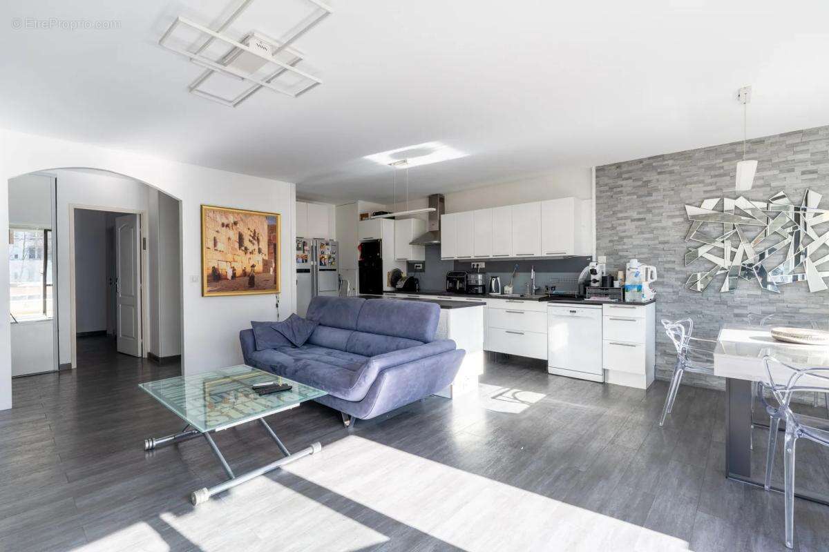 Appartement à LE RAINCY