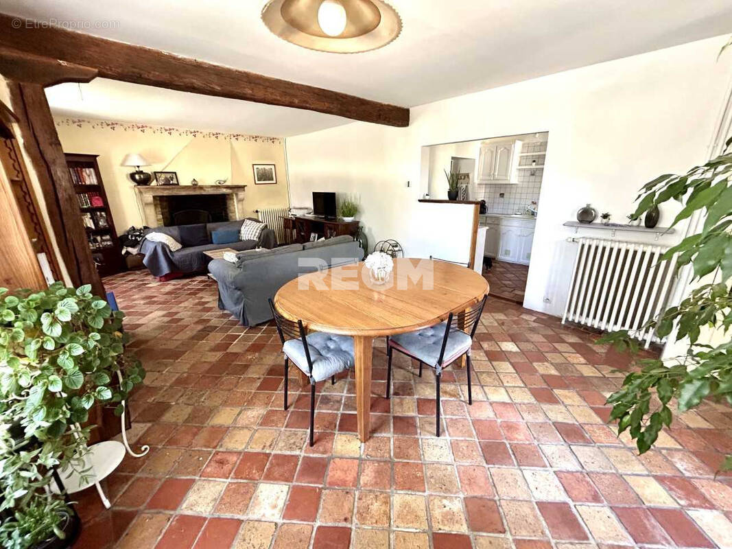 Maison à SOISY-SUR-ECOLE