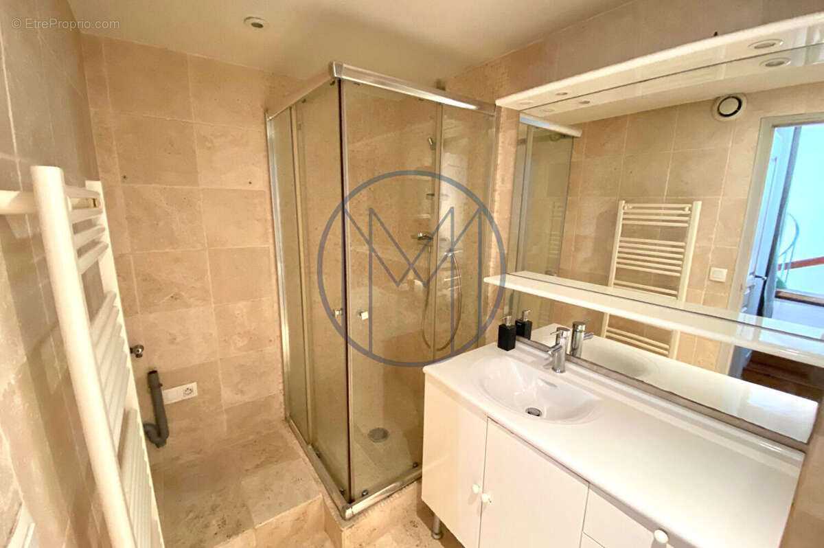 Appartement à VERSAILLES