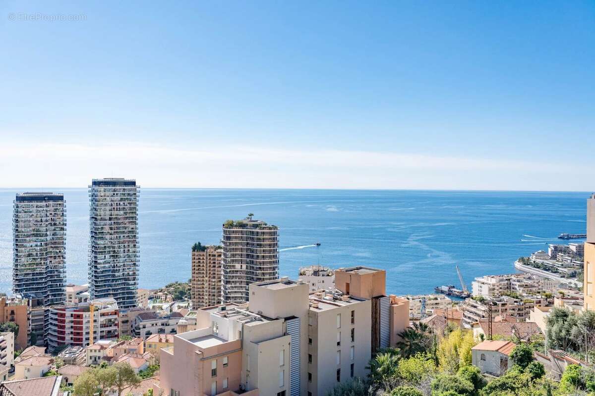 Appartement à BEAUSOLEIL