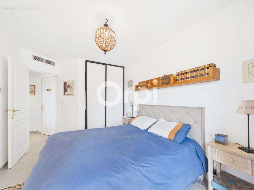 Appartement à MANDELIEU-LA-NAPOULE