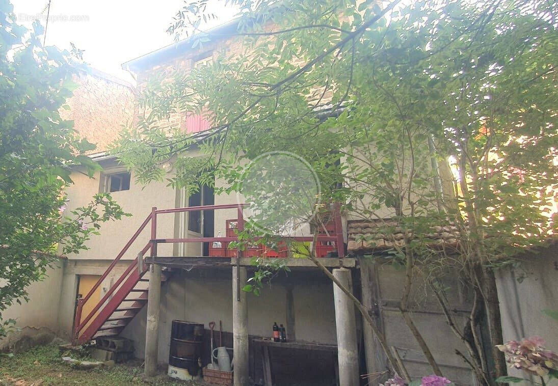 Maison à SAINTE-FOY-L'ARGENTIERE