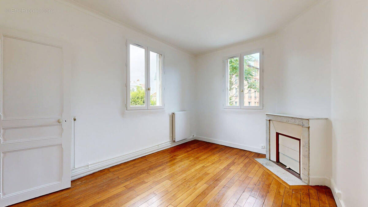 Maison à NANTERRE