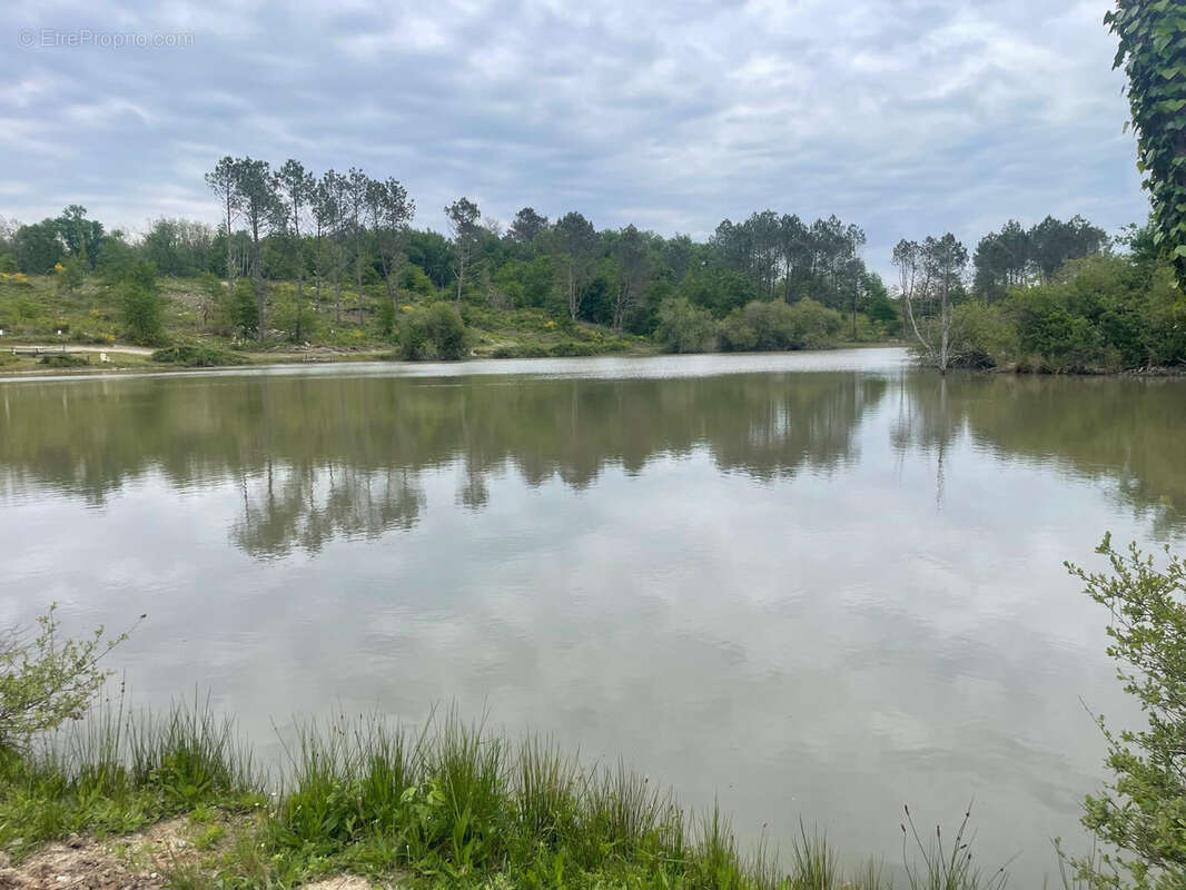 Maison à MONTPON-MENESTEROL