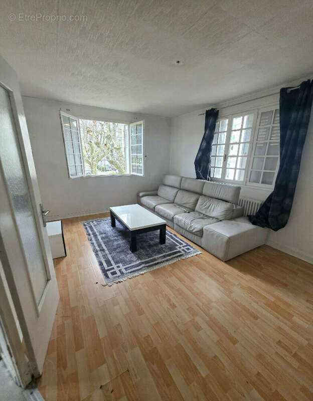 Maison à LA VERPILLIERE