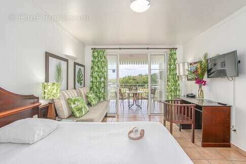 Appartement à SAINTE-LUCE