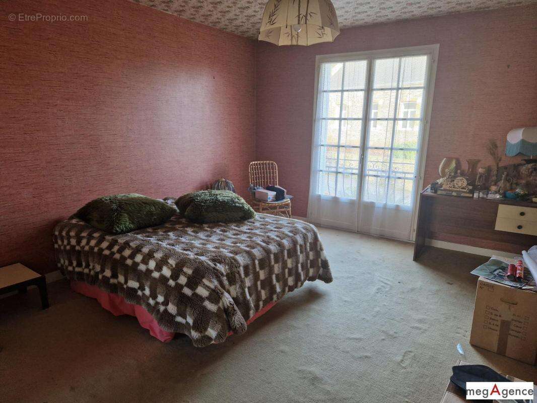 Maison à MAURE-DE-BRETAGNE