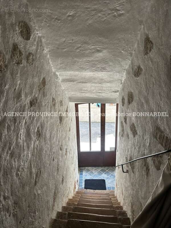 Maison à CHANTEMERLE-LES-GRIGNAN