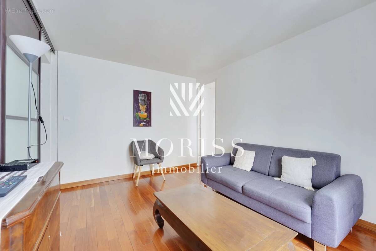 Appartement à PARIS-10E