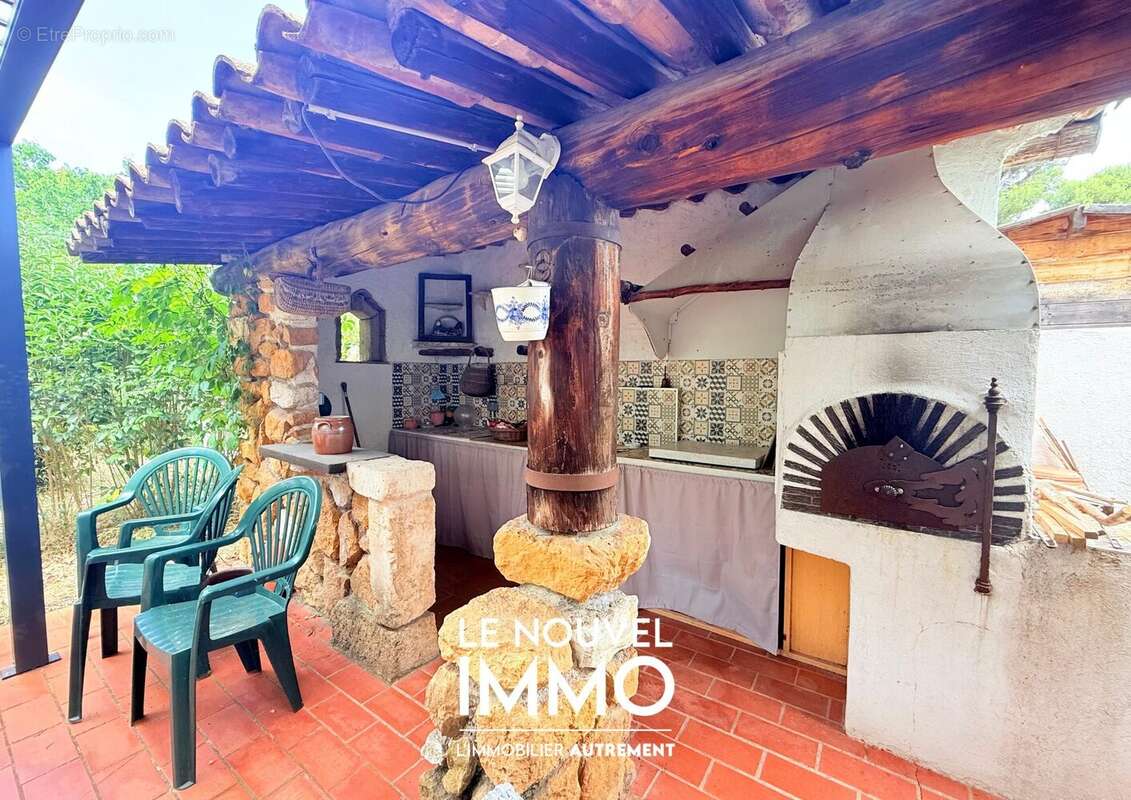 Maison 149 m² à Martigues  - photo 6
