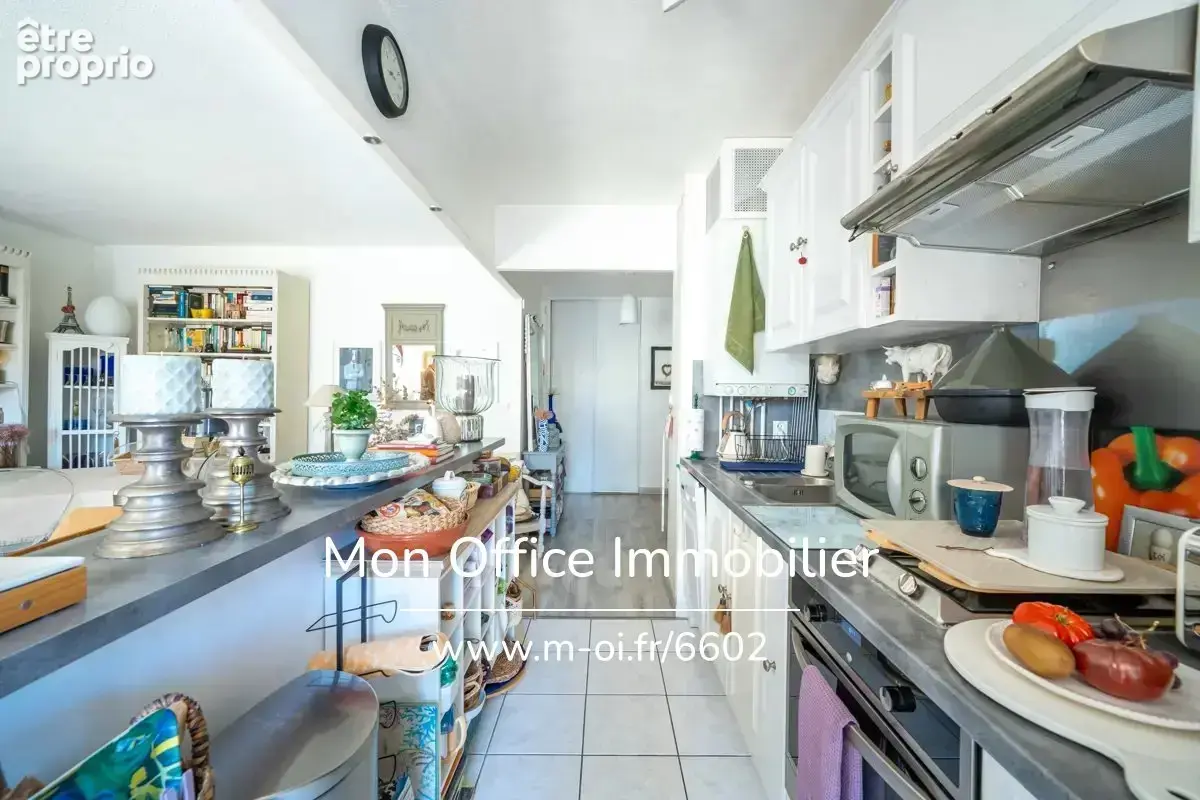 Référence : 6602-JDO - Appartement T3 lumineux avec terrasse de 12m² - photo 6