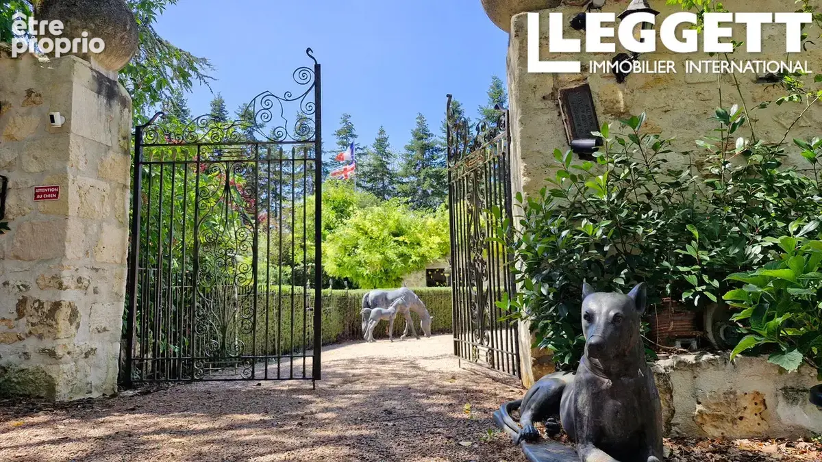 Exceptionnelle 51 hectares propriété équestre avec demeure de 468 m², gîte, piscine et vastes dépendances - photo 9