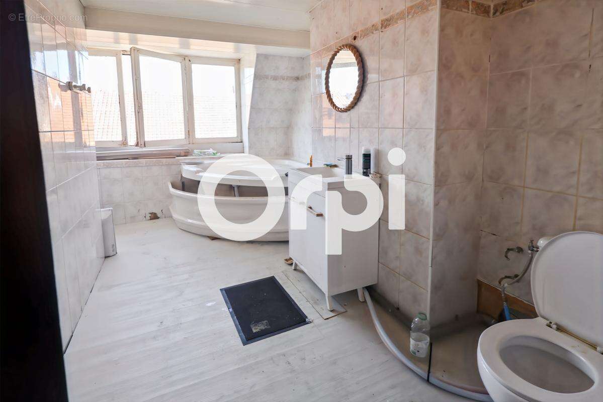 Appartement Duplex, 2 chambres, terrasse à SAINT-POL-SUR-MER (59430) - photo 4