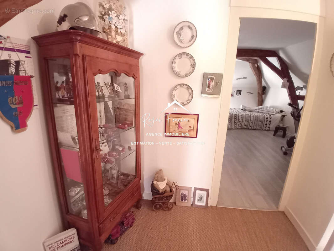 Etage : Palier  - Maison à CHATELLERAULT