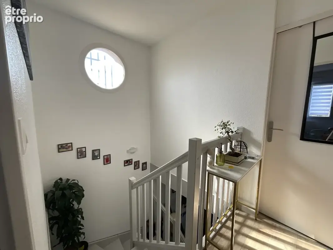 Maison T4 sur l’Isle -d’Abeau de 83 m2, année 2004 en très bon état - photo 9