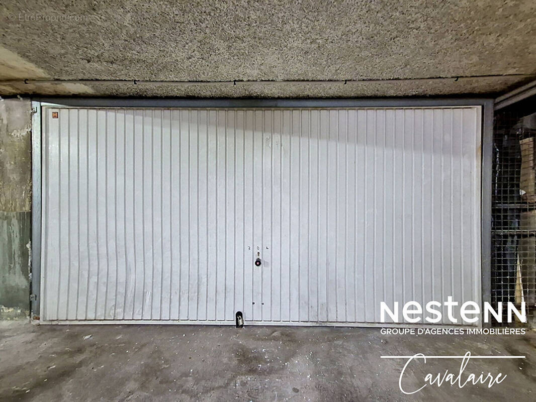 Parking à CAVALAIRE-SUR-MER