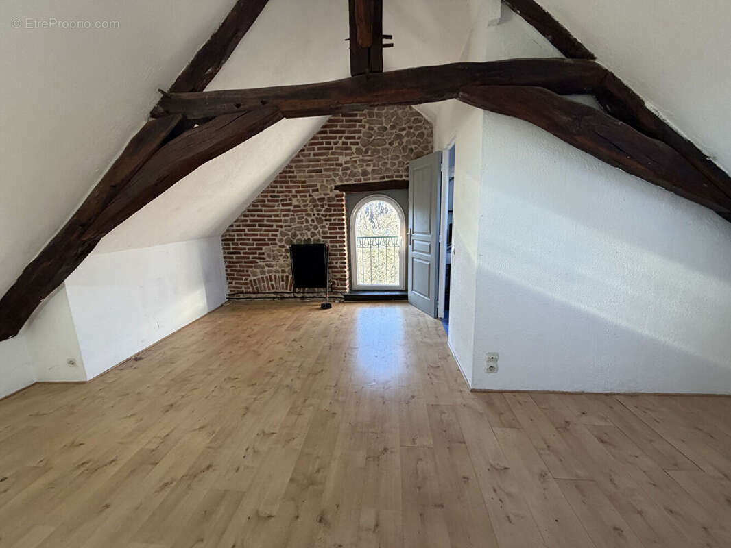 Maison à NERIS-LES-BAINS