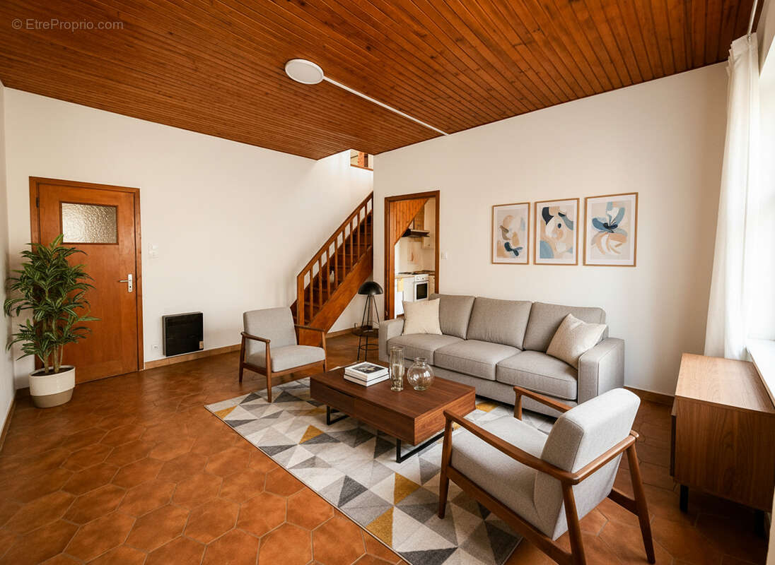 Maison à BARBONNE-FAYEL