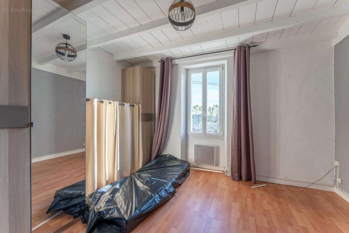 Maison à SAUVETERRE-DE-GUYENNE