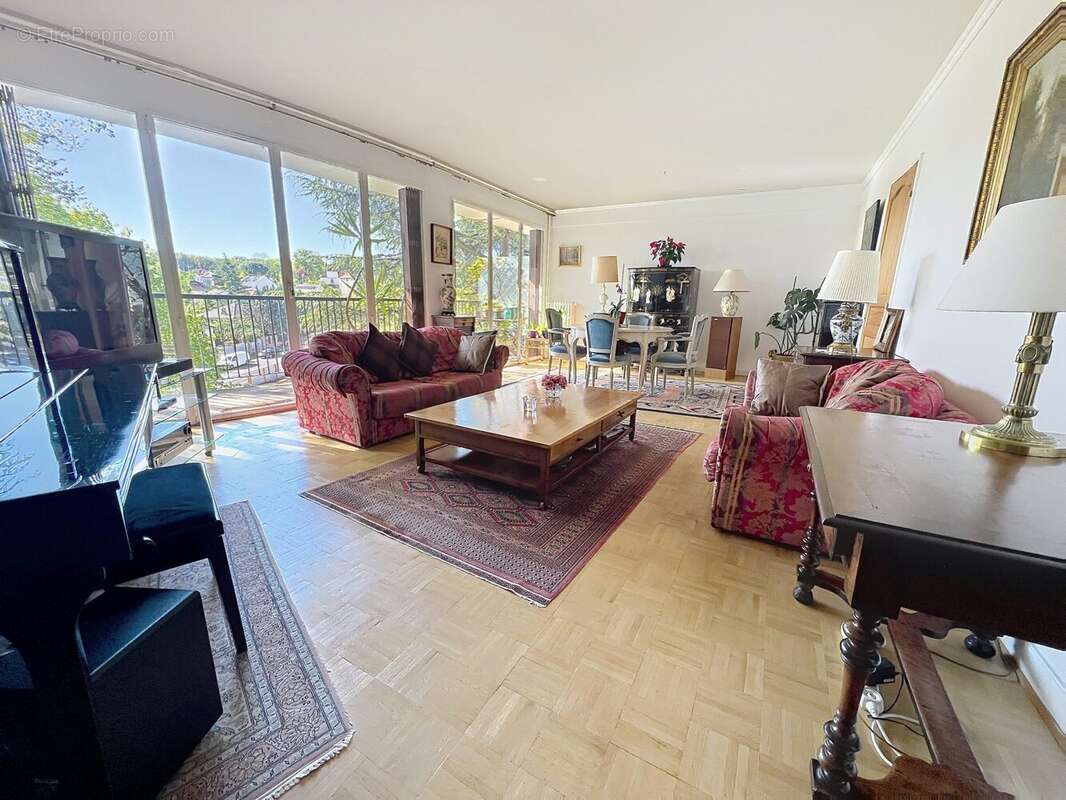 Appartement à VAUCRESSON